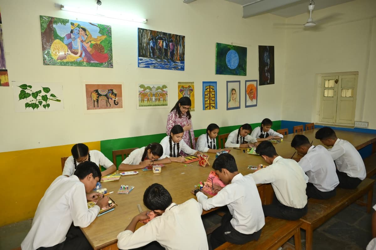 Creative Art & Painting